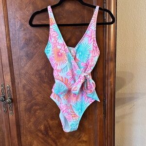 Member's Mark Floral One-Piece Swimsuit size Small